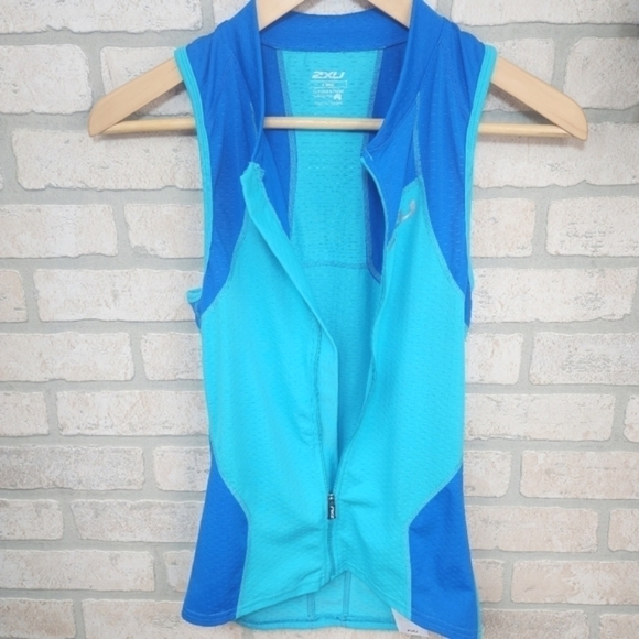 2XU X-Vent MultiSports Tri Singlet Top Size XS - Picture 6 of 9